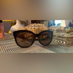 AUTHENTIC GUCCI CAT EYE SUNGLASSES BROWN 57MM